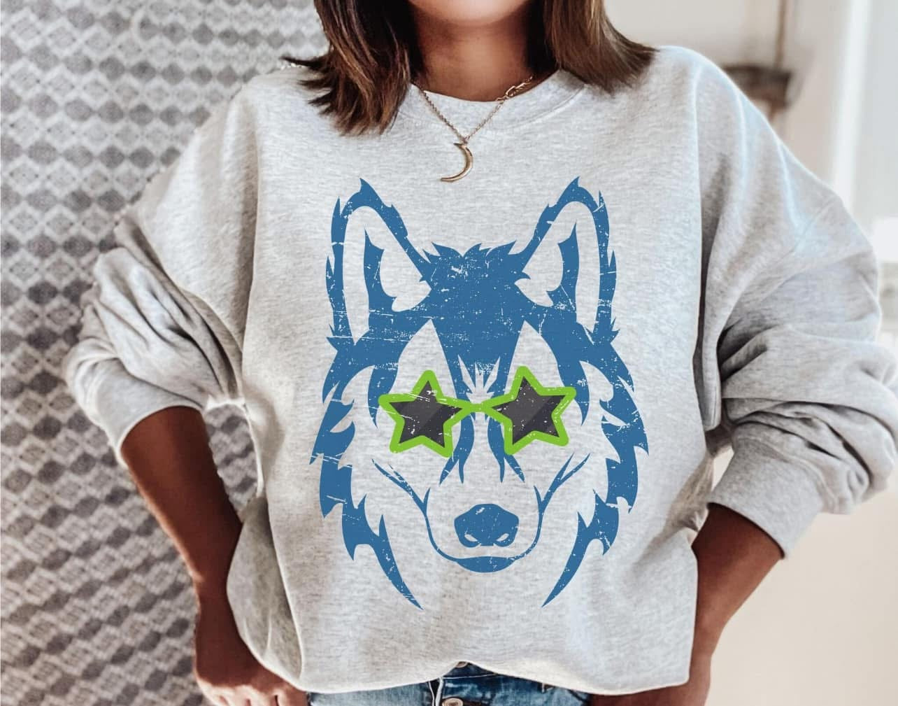 Wolves Crewneck